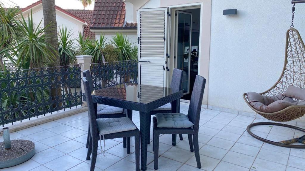 Apartments Nautica แฮร์เซ็ก-โนวี ภายนอก รูปภาพ