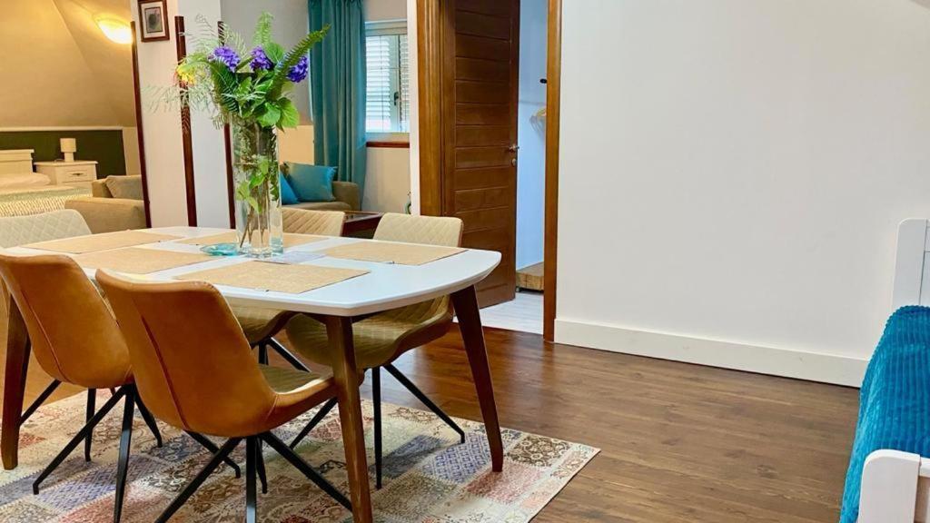 Apartments Nautica แฮร์เซ็ก-โนวี ภายนอก รูปภาพ